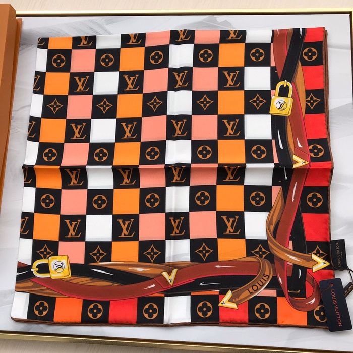 Louis Vuitton Scarf LVS00107